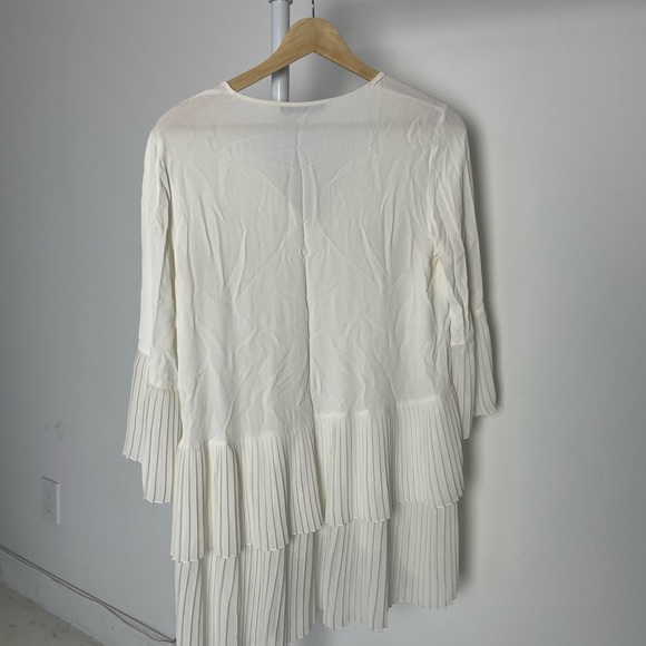 Flowy Zara Blouse — size S! - Picture 5 of 6